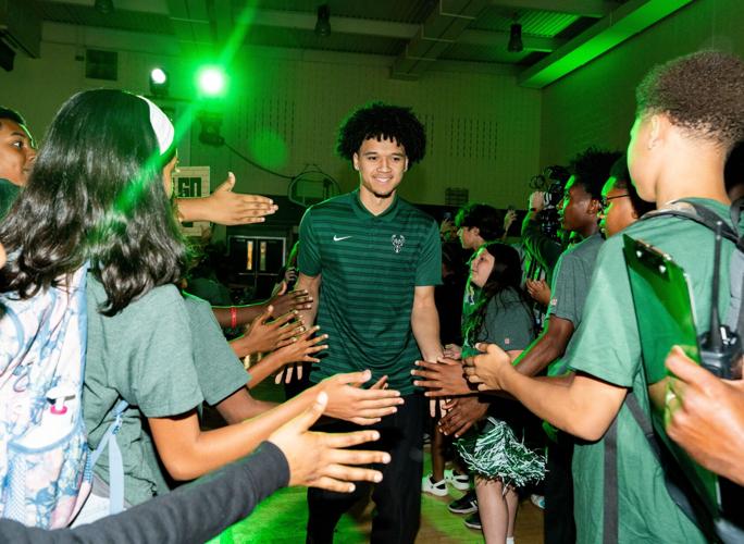 Milwaukee Bucks draft pick Brayden Burries
