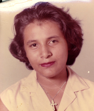 Gloria Gastelo Sustaita 12/17/1946 - 6/27/2013