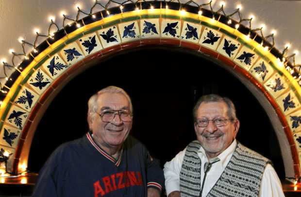 El Parador, popular Mexican restaurant, closes suddenly on E. Broadway in Tucson, closes after 40 years    