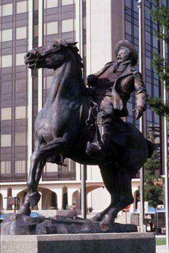 Big Jim: A tale of two statues