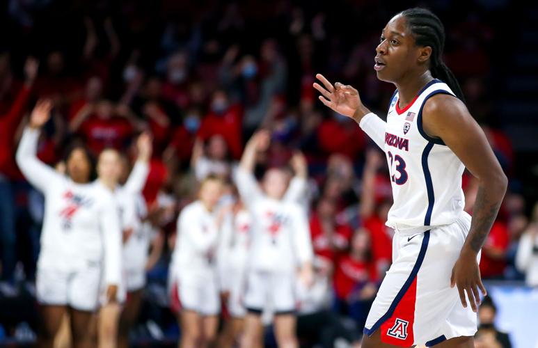 010623-tuc-spt-uawomenshoops-p2