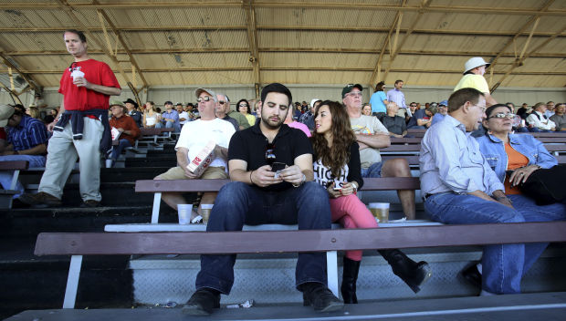 Horse racing at Rillito Race Track
