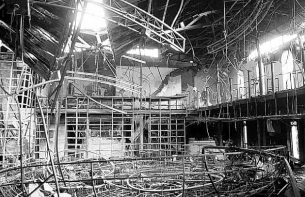 Death toll at 61 in Bangkok nightclub inferno  