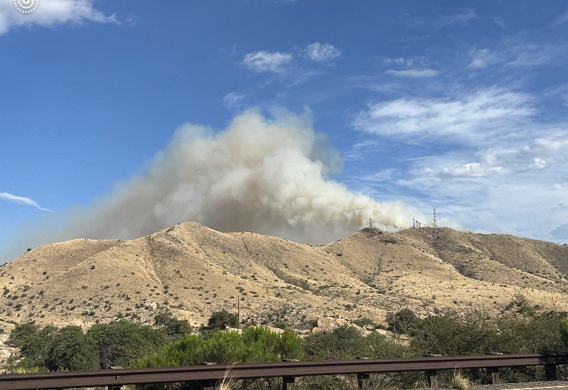 Robles wildfire east of Benson