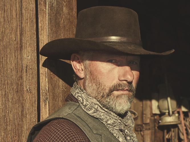 1923/James badge dale