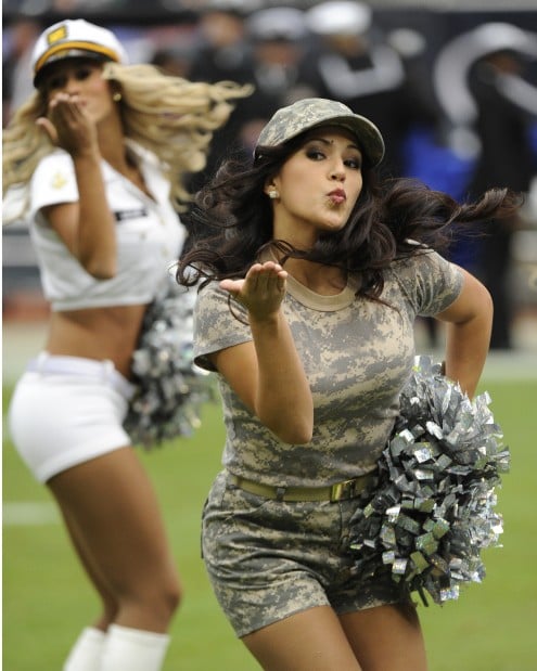 Texans cheerleaders salute the military