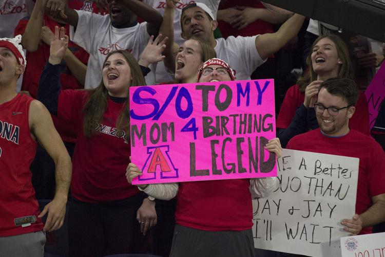 'College GameDay' signs