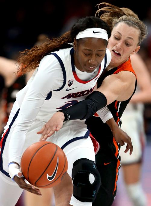 032519-spt-ua womens hoops-p3.jpg