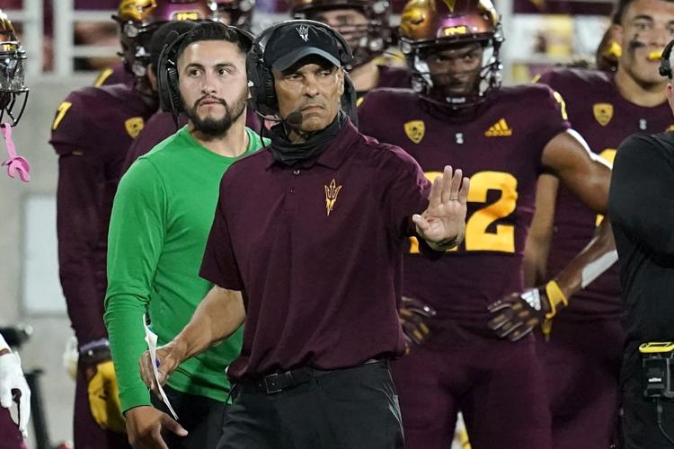 112721-tuc-spt-uafb-p3