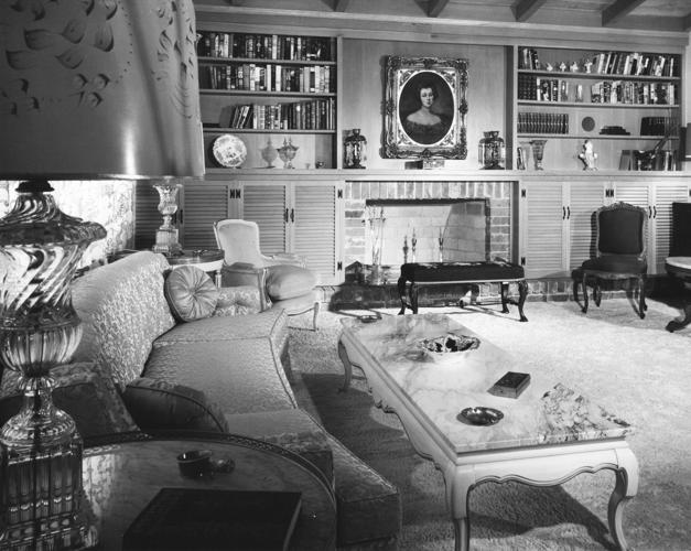 1959 photos: Elegance in a rustic setting