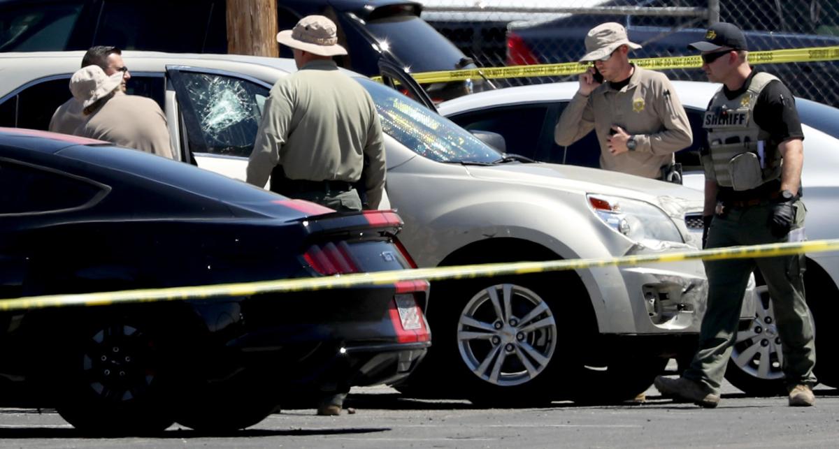 Man Shot In Struggle With Deputy Outside Tucson Bowling Alley Local News Tucson Com