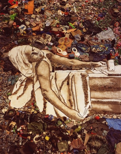 'Waste Land': Beauty of human spirit, plus art, sifted from Brazilian landfill   