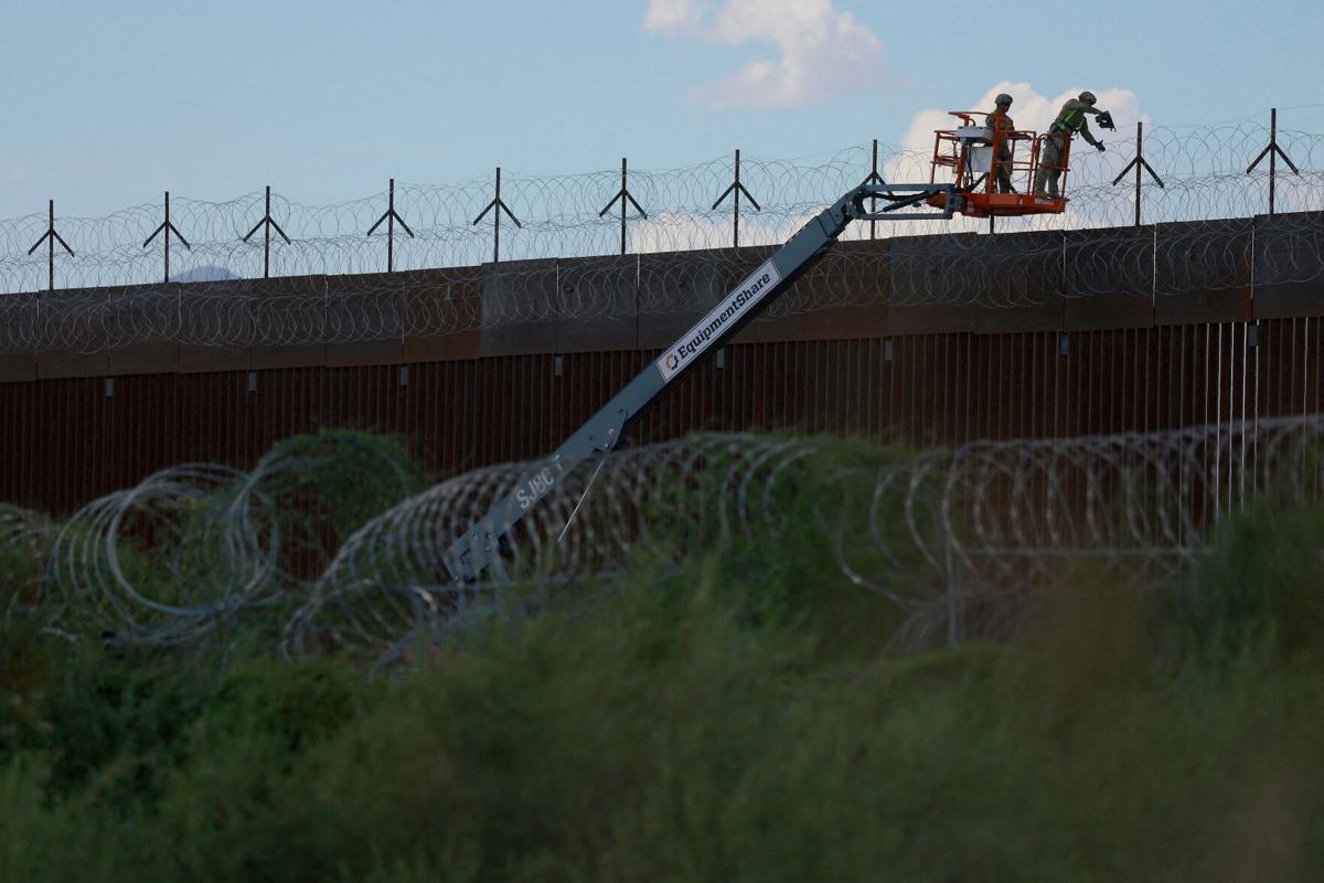Ruling brings Arizona's 'border security' law closer to enforcement