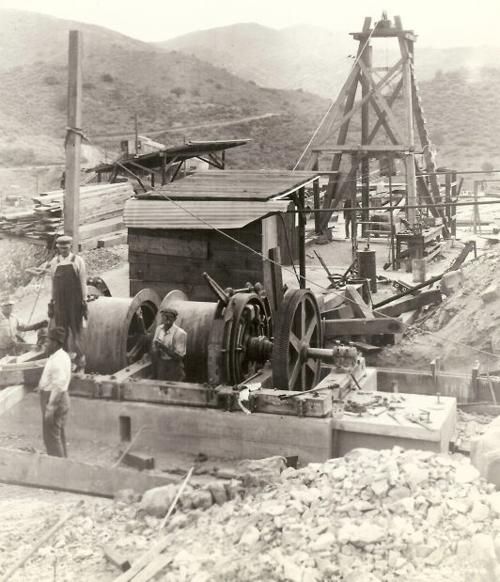 Aerial tramway across Copper Creek
