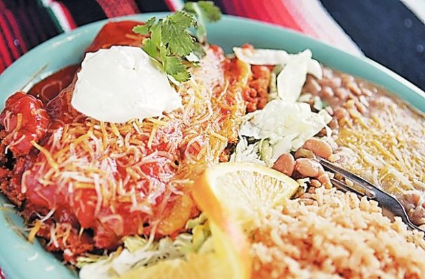 El Saguarito has $5 food specials for Cinco de Mayo