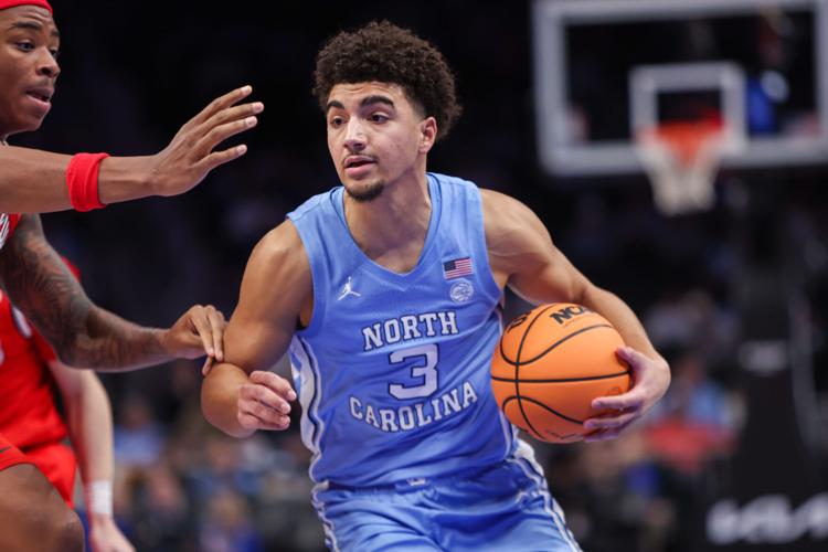 North Carolina Tar Heels guard Derek Dixon