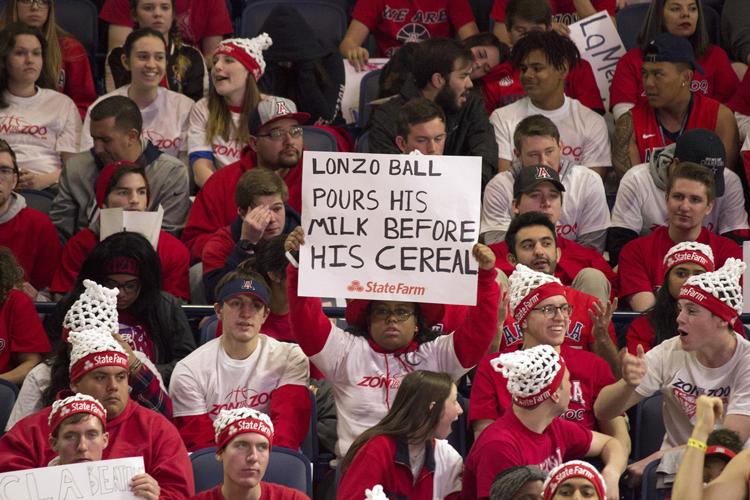 'College GameDay' signs