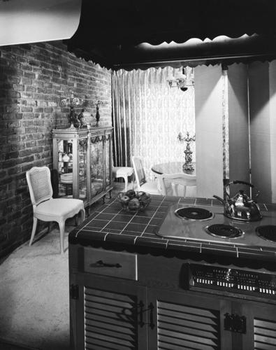 1959 photos: Elegance in a rustic setting