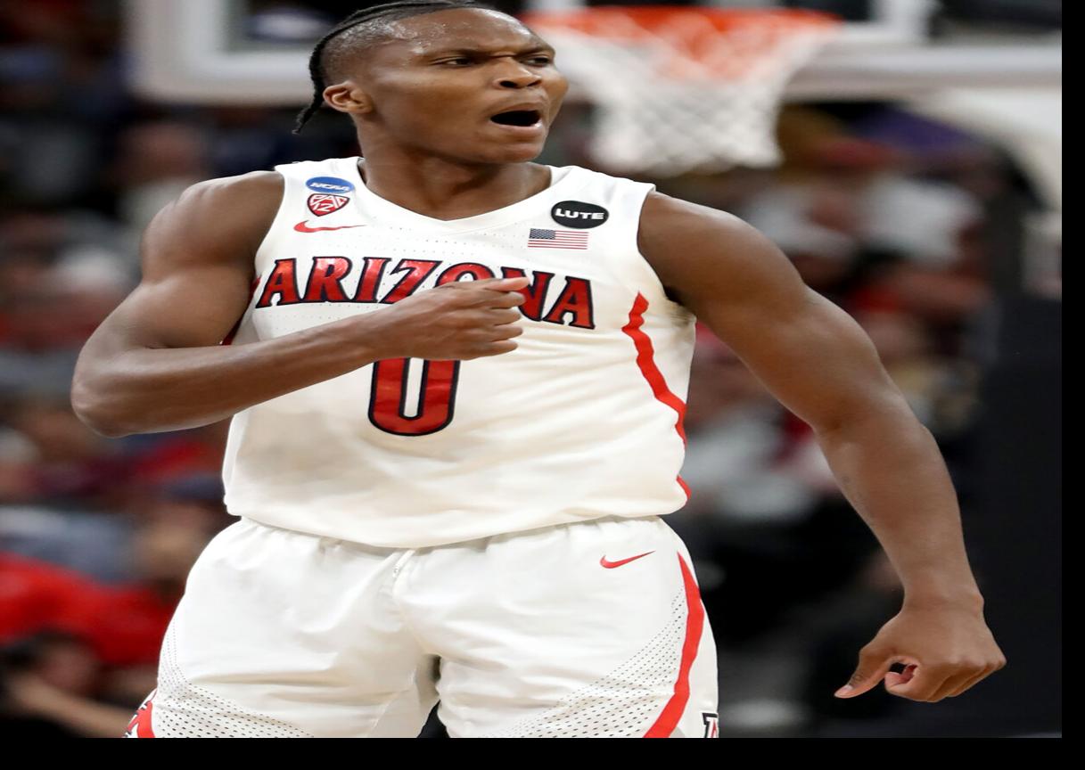 Arizona Wildcats center Christian Koloko declares for 2022 NBA