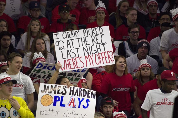 'College GameDay' signs