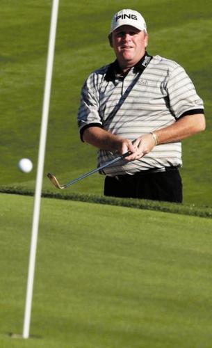 Na, Ogilvy lead Classic; 15 others within 4 shots  