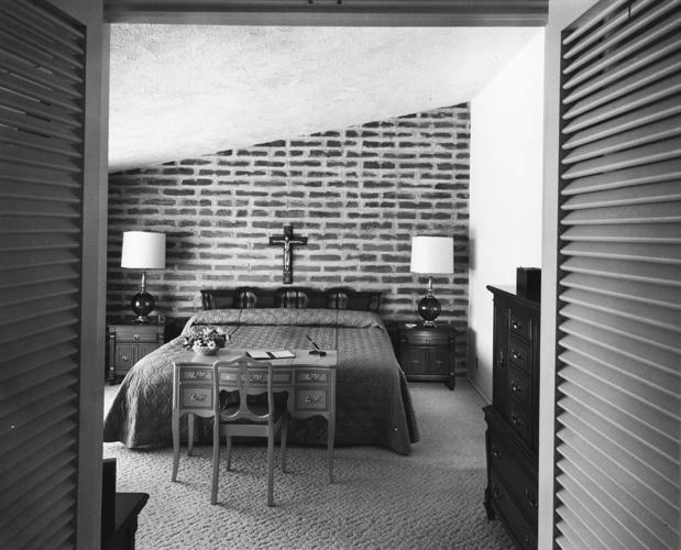 1961 photos: Room for kids and for grown-up entertaining