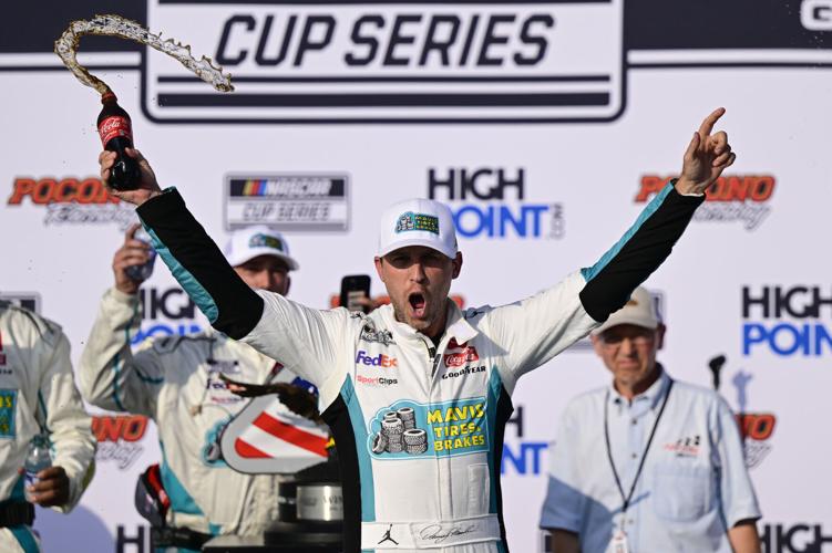 Hamlin gets record 7th victory at Pocono and 50th of career