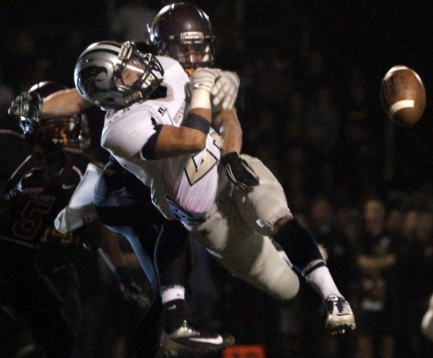 Salpointe Catholic 30, Ironwood Ridge 14