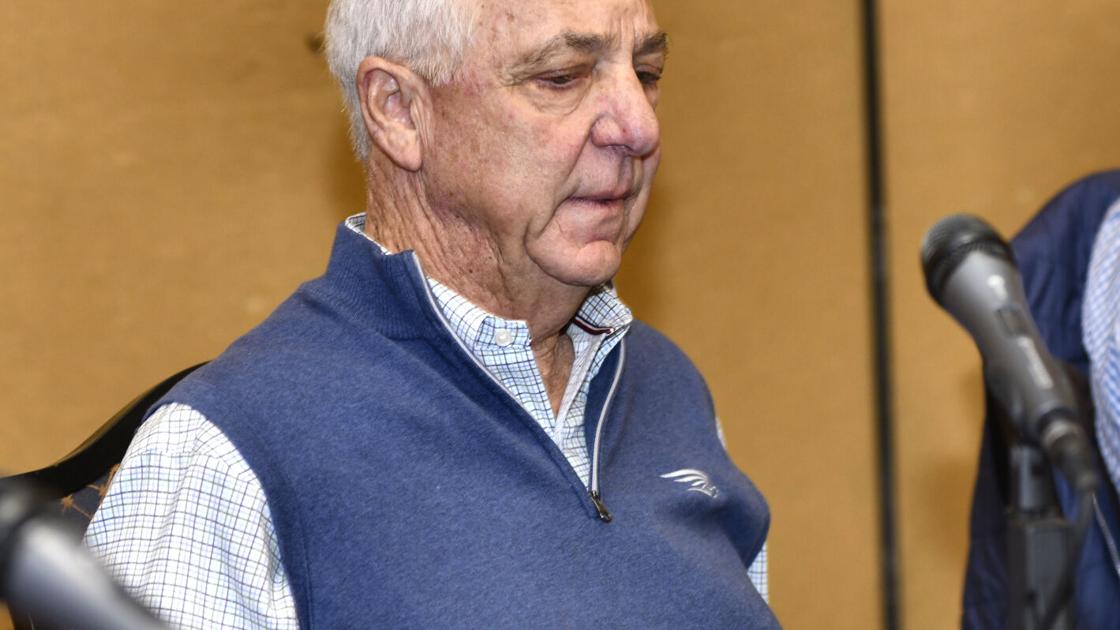 Tucson Republican commissioner pushes more changes to congressional maps | Local news