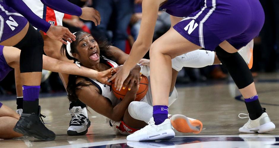 Arizona women's basketball by Kelly Presnell