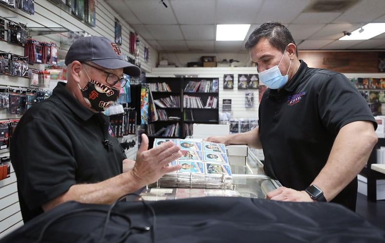 051521-tuc-spt-baseballcards-p1