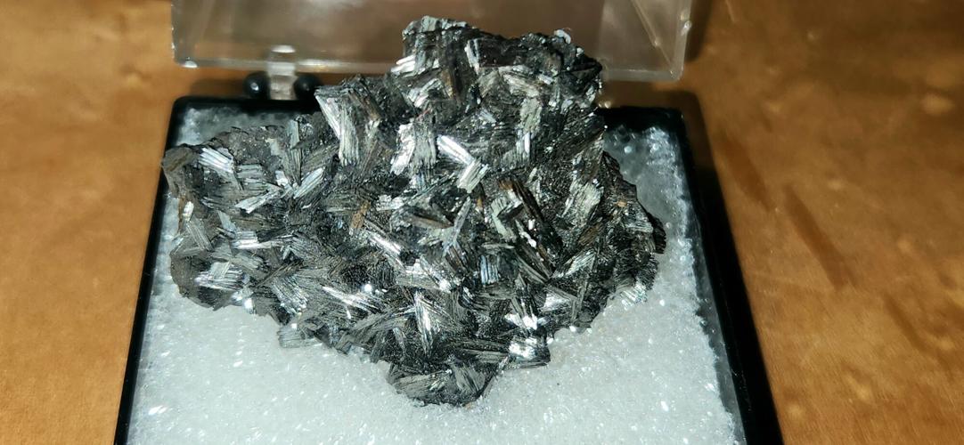 Mine Tales: Arizona's diverse geology and mineralogy