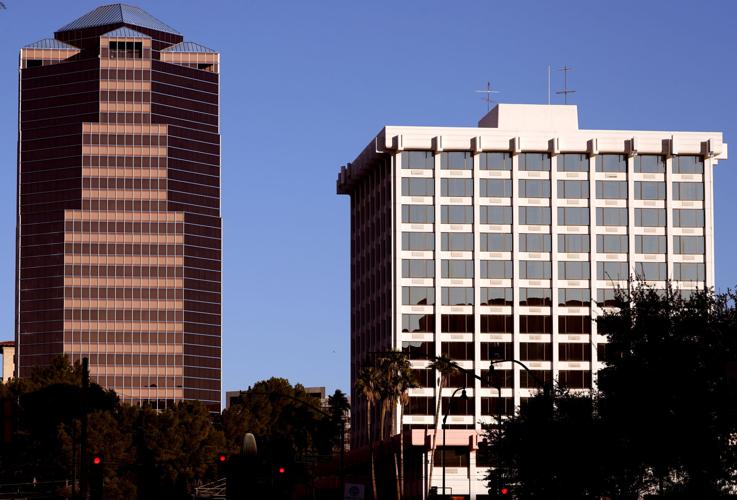 1 S. Church & Hotel Arizona (LE)