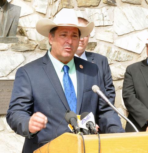 Arizona lawmakers seek a big boost to their expense allowance