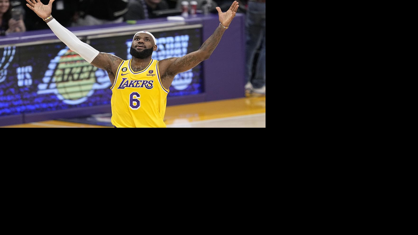 Scoring King: James passes Abdul-Jabbar for NBA points mark