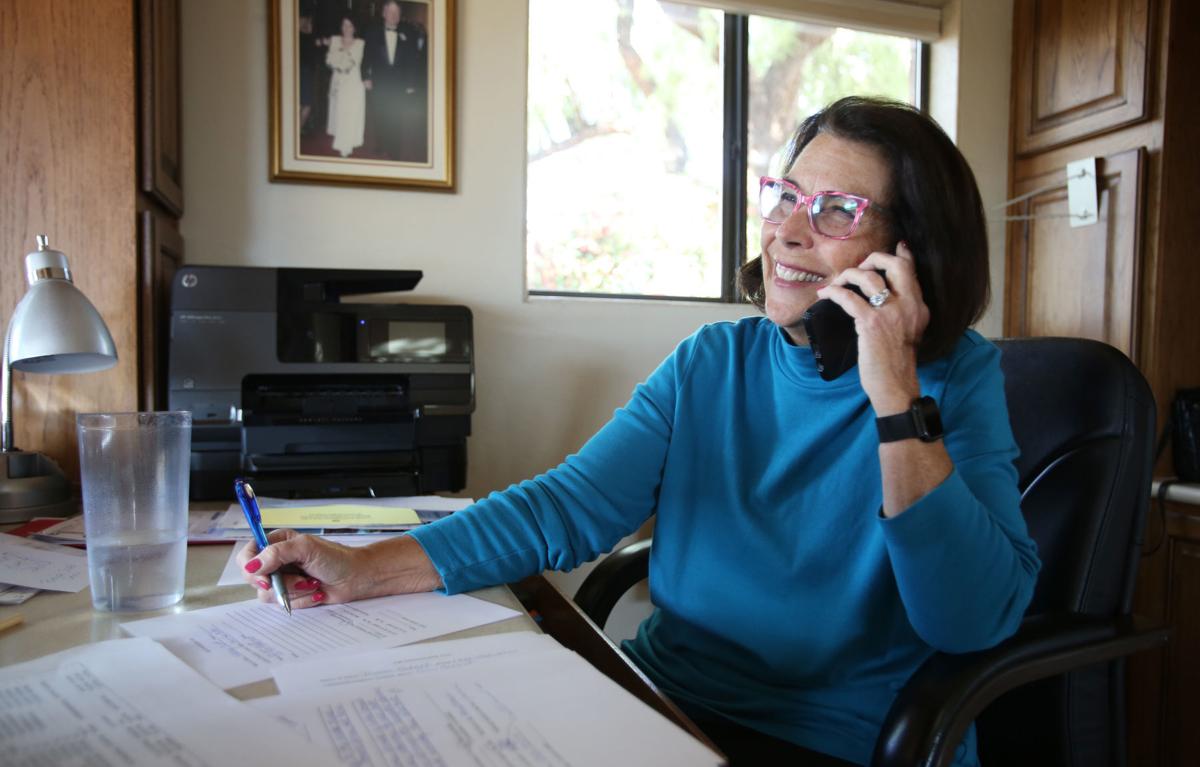 In Time Of Isolation Tucson Volunteers Check In On Older Adults Local News Tucson Com