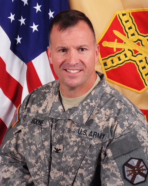 Ft. Huachuca garrison changes command