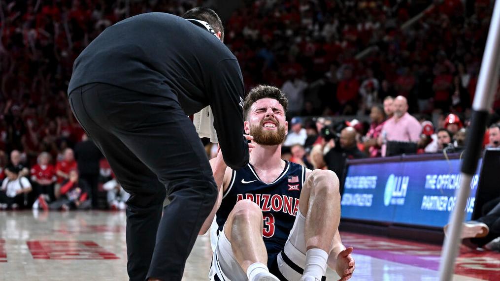 Arizona lists Anthony Dell'Orso and Koa Peat as questionable for Baylor game