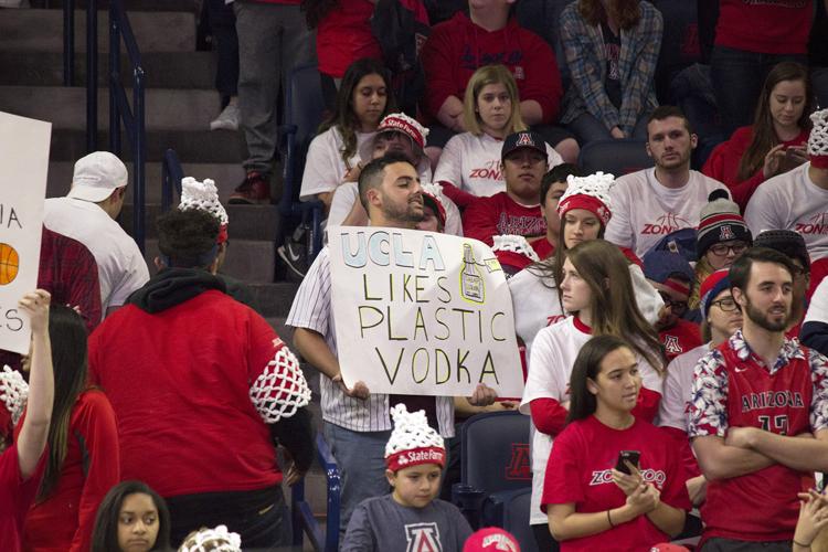'College GameDay' signs