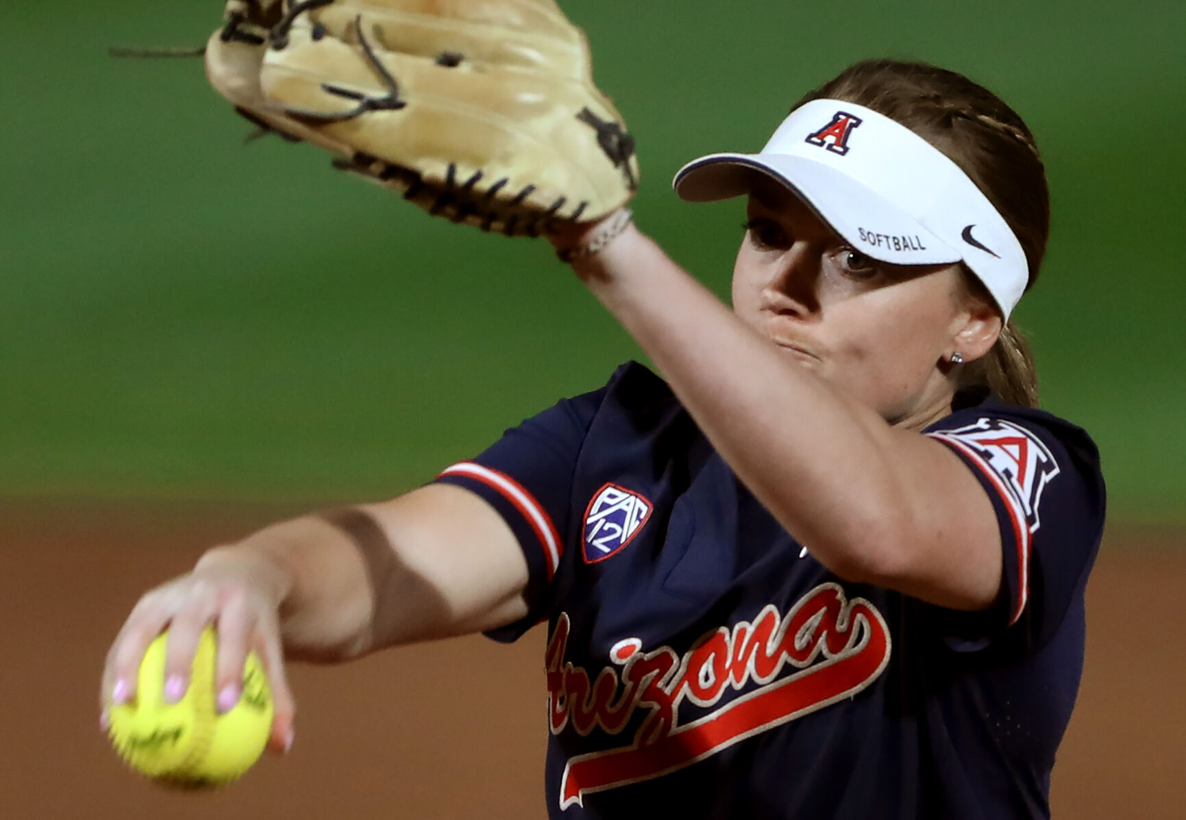 041422-tuc-spt-uasoftball-p1