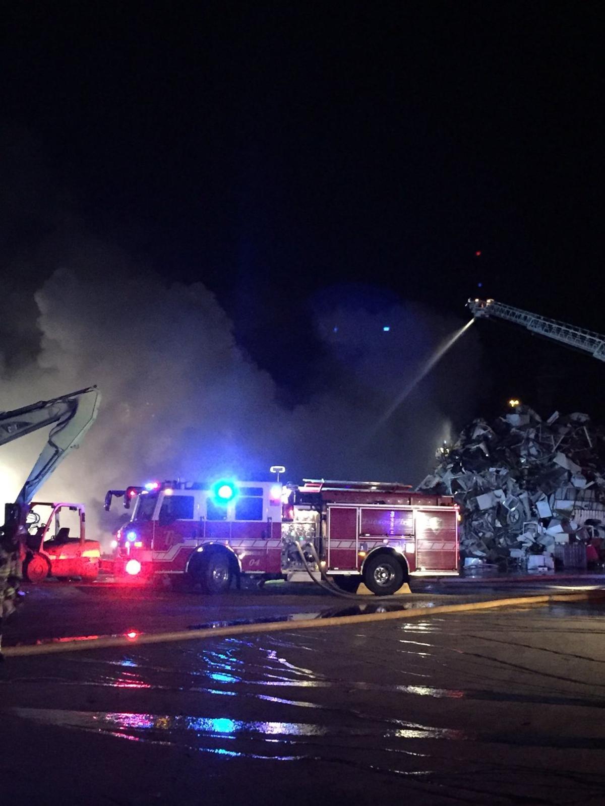 News 4 Tucson >> Tucson firefighters battle metal recycling plant fire ... News 4 Tucson >> Tucson firefighters battle metal recycling plant fire ...