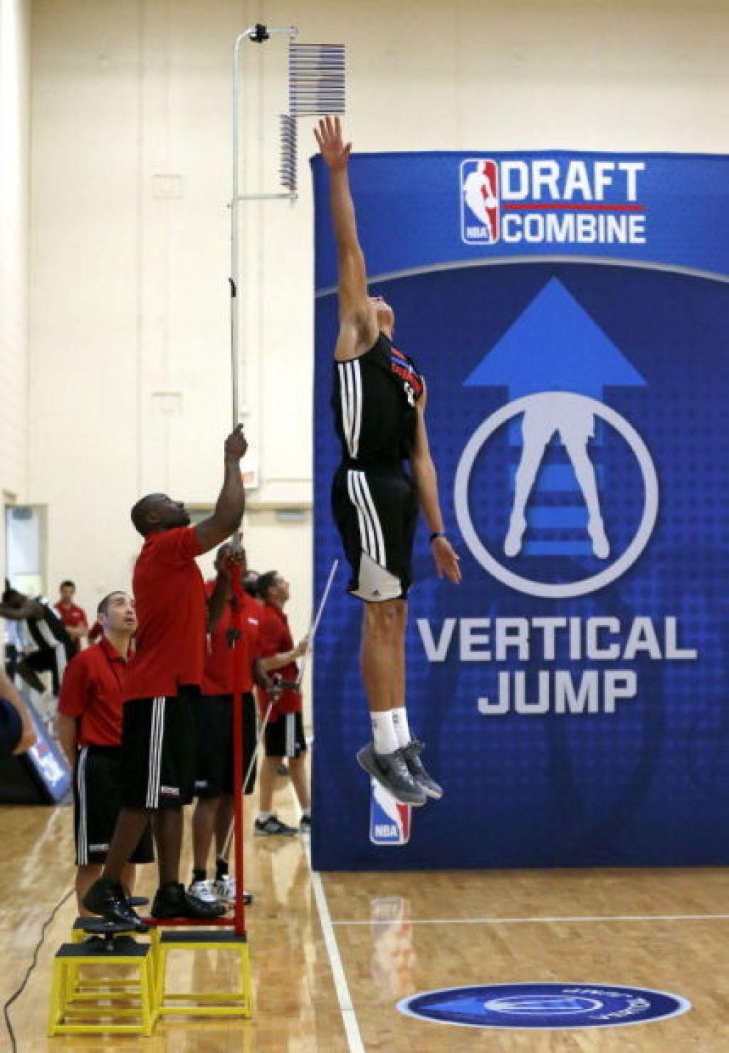 Ua Basketball Gordon Johnson Take Big Leaps At Nba Draft Combine Arizona Wildcats Basketball Tucson Com