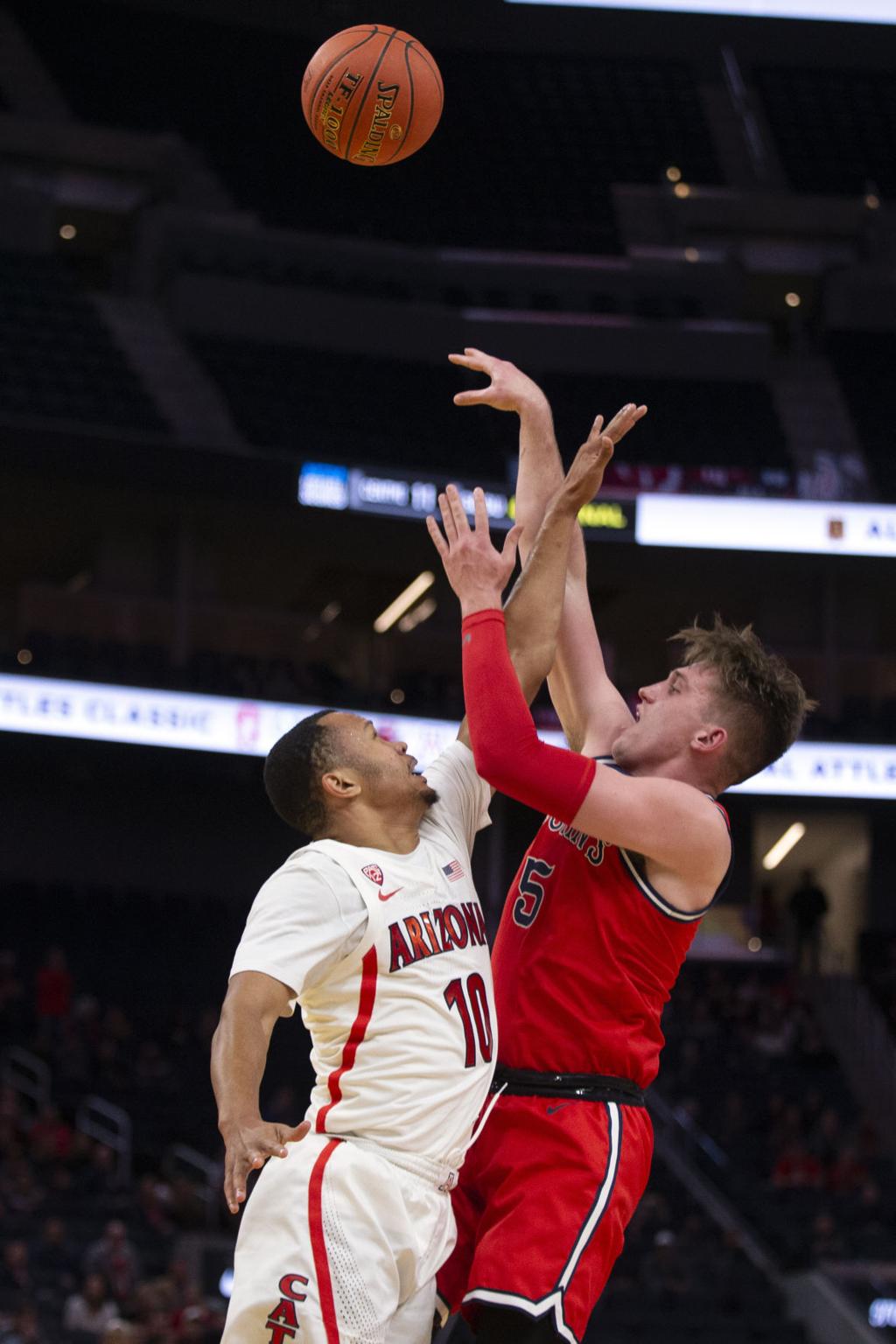 Photos St John S 70 No 16 Arizona Wildcats 67 Arizona