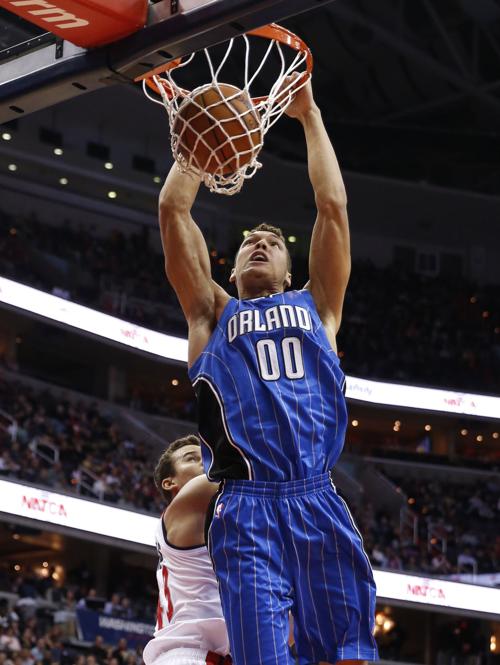 Aaron Gordon, Kris Humphries
