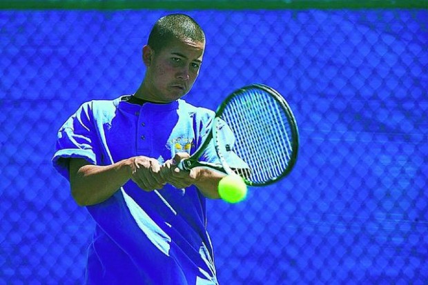 Greg Hansen Sunday Notebook : Bermudez tops class  