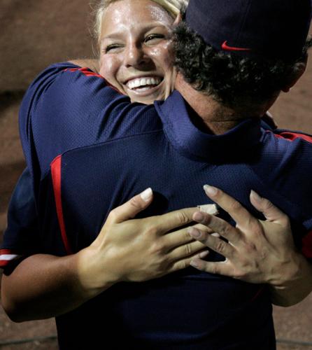 Mike Candrea, Arizona softball