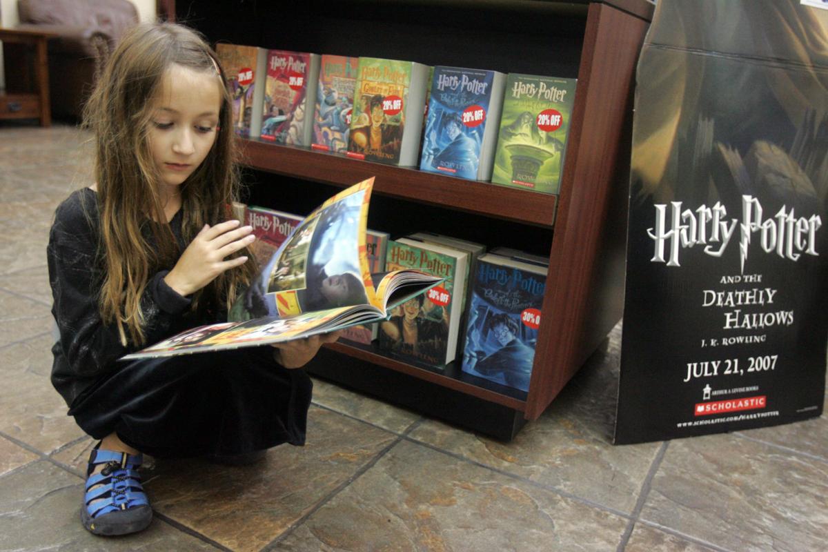 21 POTTER BOOK jg-p28