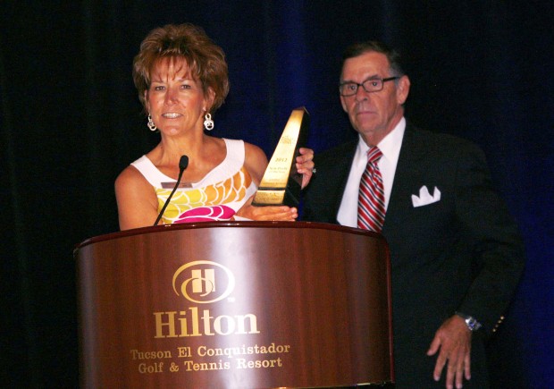 Oro Valley chamber honors many    