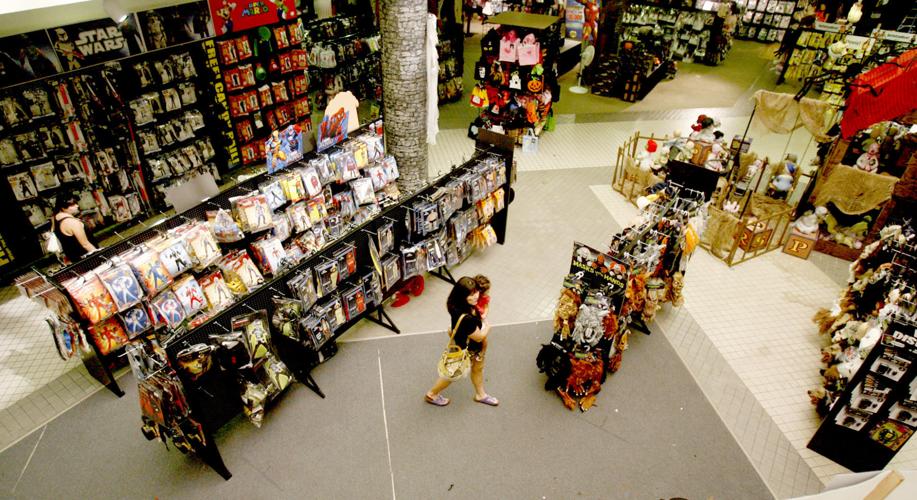 Tucson Real Estate: Two retailers lease space in TEP building