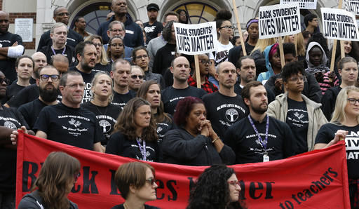 Seattle teachers wear 'Black Lives Matter' shirts to school